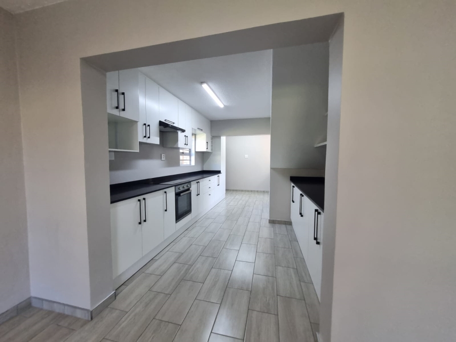 3 Bedroom Property for Sale in Meer En See KwaZulu-Natal