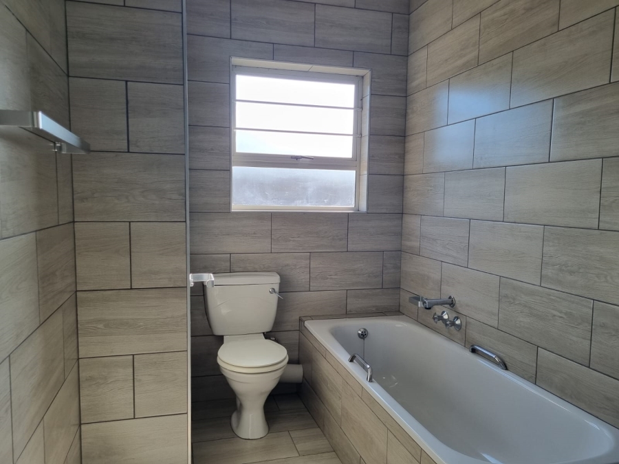 3 Bedroom Property for Sale in Meer En See KwaZulu-Natal