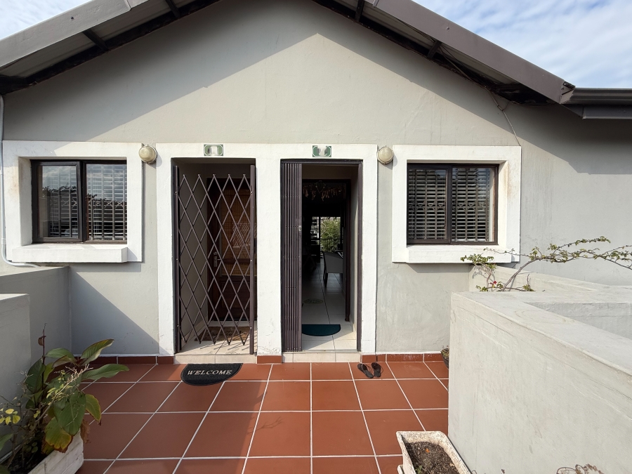3 Bedroom Property for Sale in Wakenshaw Estate KwaZulu-Natal