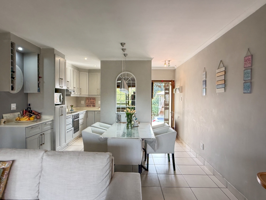 3 Bedroom Property for Sale in Wakenshaw Estate KwaZulu-Natal