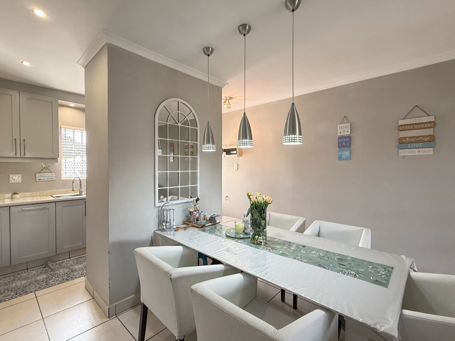 3 Bedroom Property for Sale in Wakenshaw Estate KwaZulu-Natal
