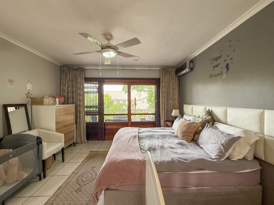 3 Bedroom Property for Sale in Wakenshaw Estate KwaZulu-Natal