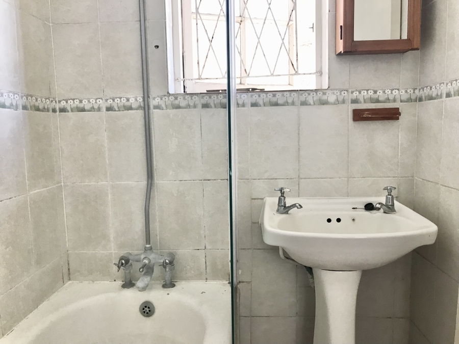 To Let 2 Bedroom Property for Rent in Bulwer KwaZulu-Natal