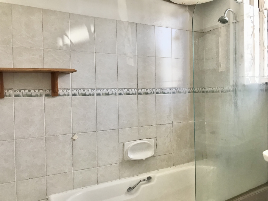 To Let 2 Bedroom Property for Rent in Bulwer KwaZulu-Natal