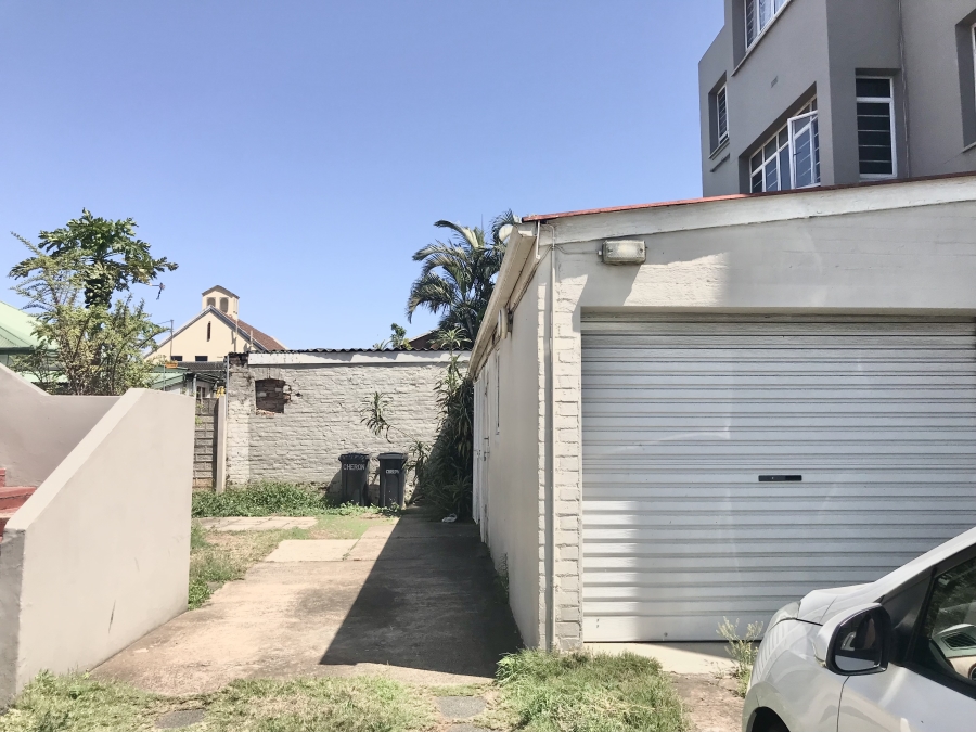 To Let 2 Bedroom Property for Rent in Bulwer KwaZulu-Natal