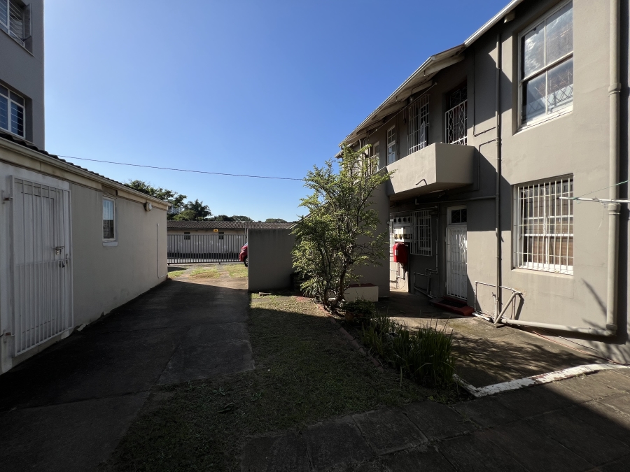 To Let 2 Bedroom Property for Rent in Bulwer KwaZulu-Natal