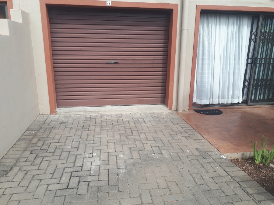 To Let 3 Bedroom Property for Rent in Pioneer Park KwaZulu-Natal