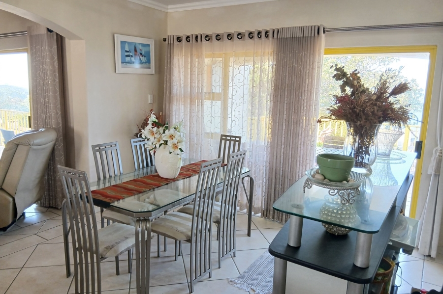 4 Bedroom Property for Sale in Uvongo Beach KwaZulu-Natal