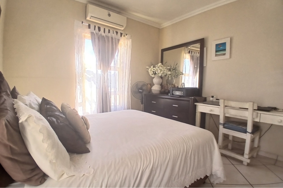 4 Bedroom Property for Sale in Uvongo Beach KwaZulu-Natal