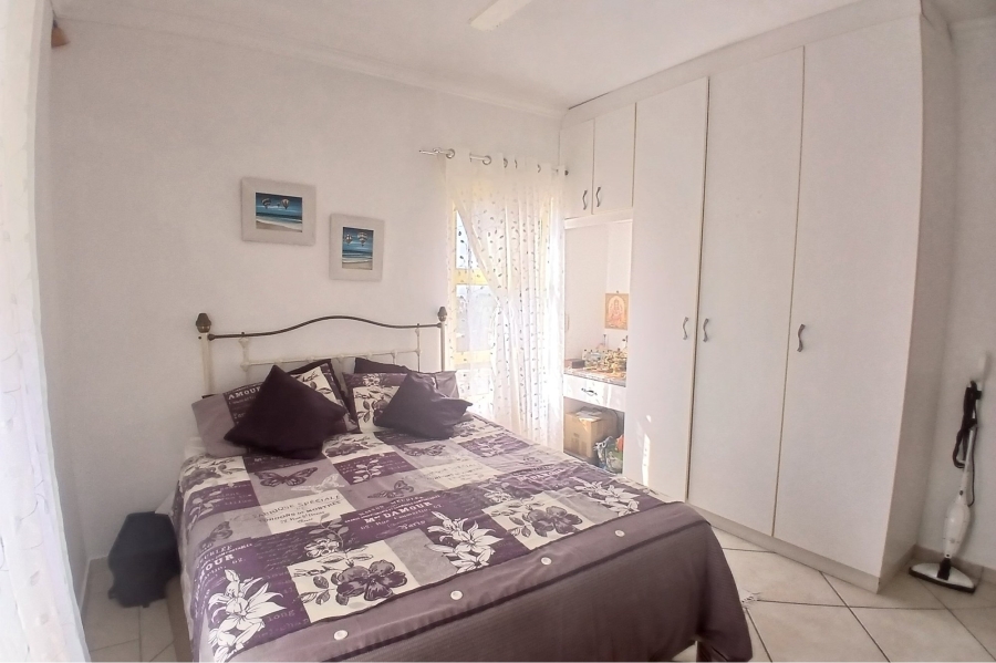 4 Bedroom Property for Sale in Uvongo Beach KwaZulu-Natal