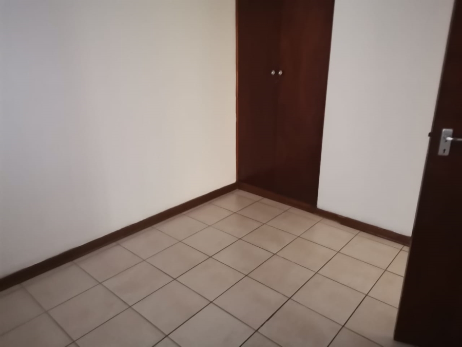 2 Bedroom Property for Sale in Scottsville KwaZulu-Natal