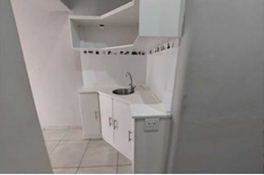 1 Bedroom Property for Sale in Scottburgh Central KwaZulu-Natal