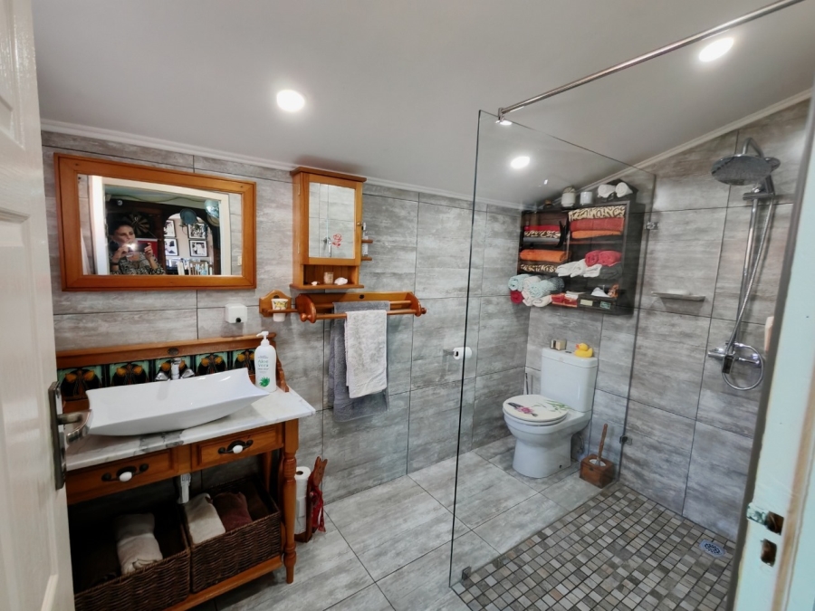 3 Bedroom Property for Sale in Ocean View KwaZulu-Natal