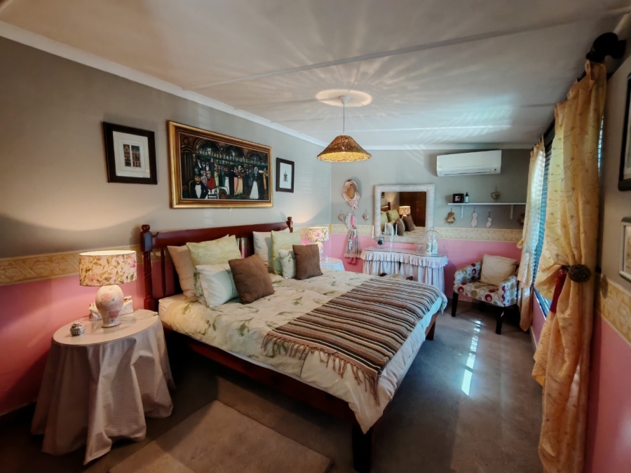 3 Bedroom Property for Sale in Ocean View KwaZulu-Natal