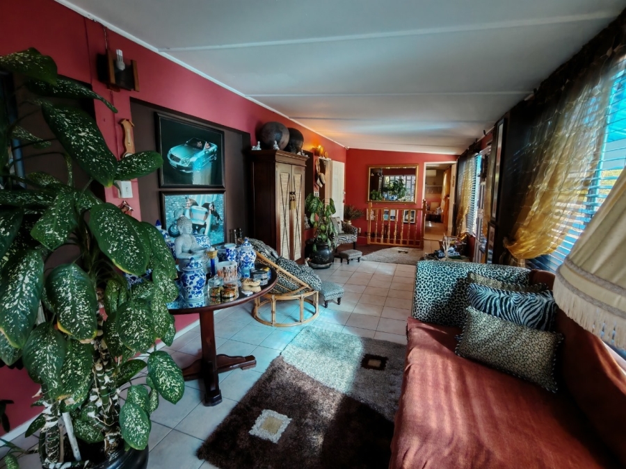 3 Bedroom Property for Sale in Ocean View KwaZulu-Natal