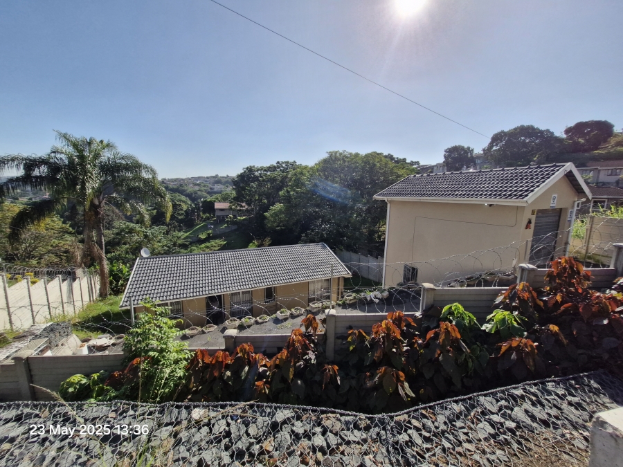 3 Bedroom Property for Sale in Mount Vernon KwaZulu-Natal
