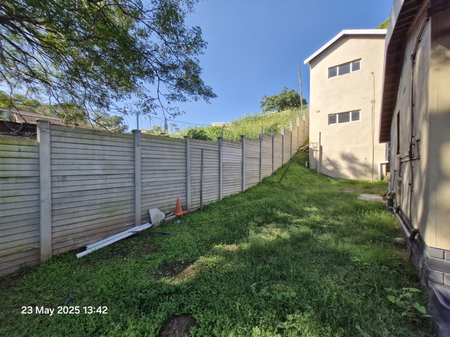 3 Bedroom Property for Sale in Mount Vernon KwaZulu-Natal
