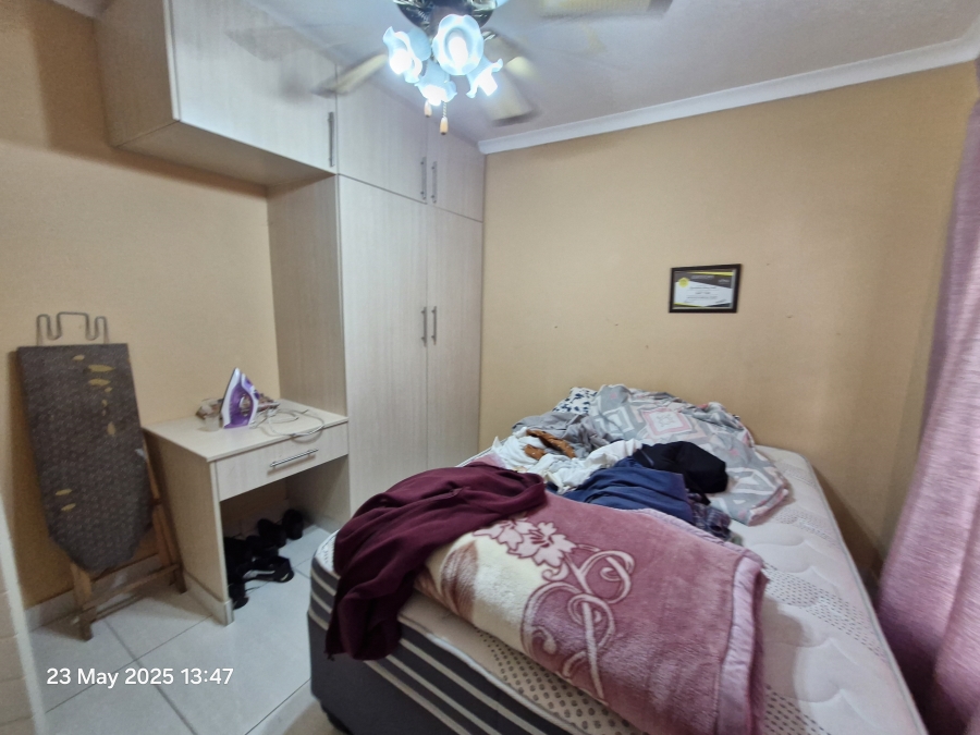 3 Bedroom Property for Sale in Mount Vernon KwaZulu-Natal