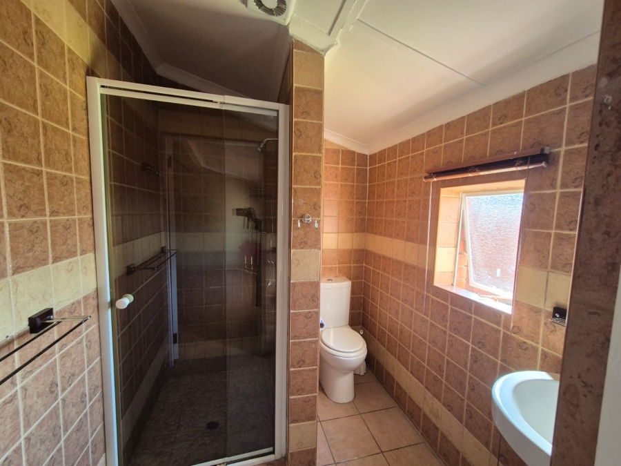 To Let 2 Bedroom Property for Rent in Lincoln Meade KwaZulu-Natal