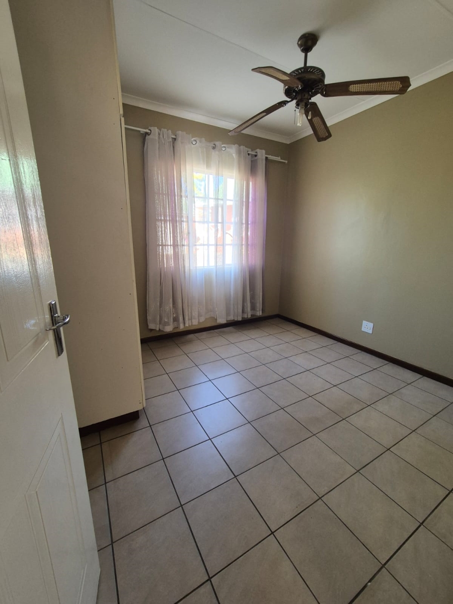 To Let 2 Bedroom Property for Rent in Lincoln Meade KwaZulu-Natal