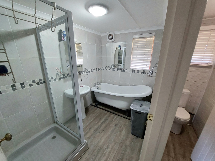 4 Bedroom Property for Sale in Albert Falls KwaZulu-Natal