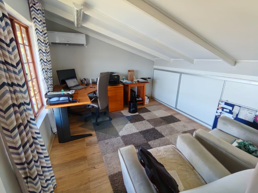 4 Bedroom Property for Sale in Albert Falls KwaZulu-Natal