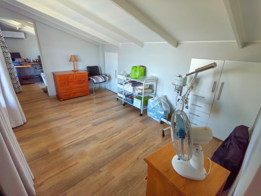 4 Bedroom Property for Sale in Albert Falls KwaZulu-Natal