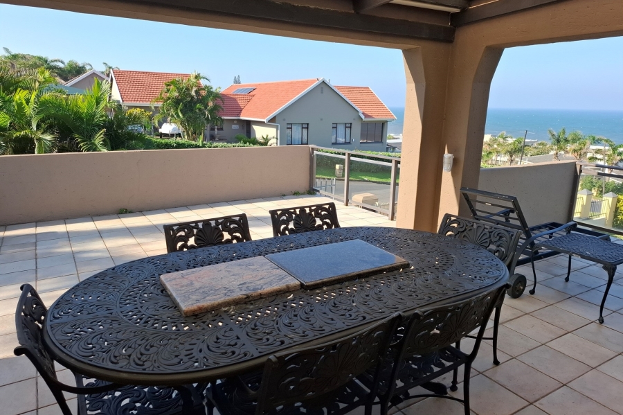 6 Bedroom Property for Sale in Manaba Beach KwaZulu-Natal