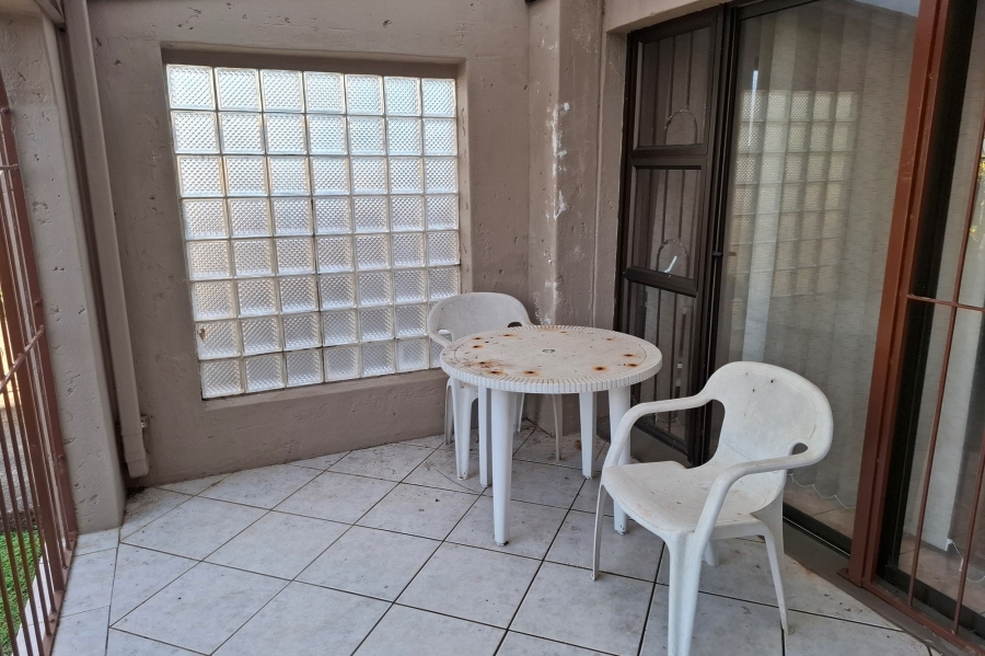 6 Bedroom Property for Sale in Manaba Beach KwaZulu-Natal