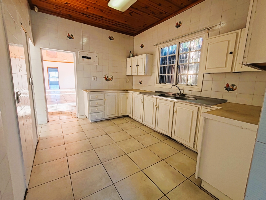 3 Bedroom Property for Sale in Sea Park KwaZulu-Natal