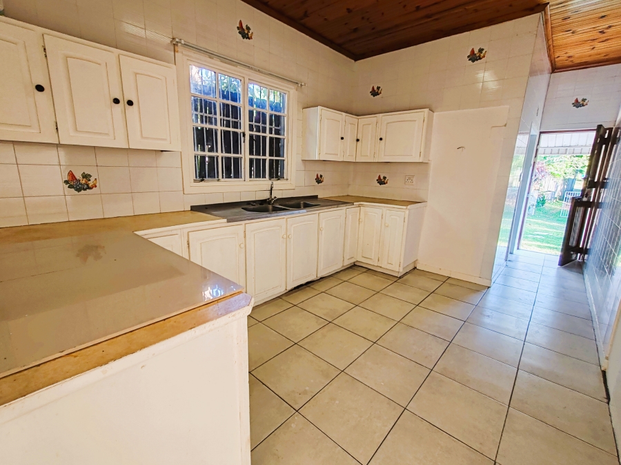 3 Bedroom Property for Sale in Sea Park KwaZulu-Natal
