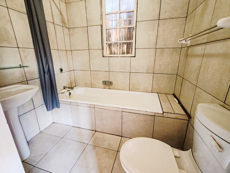 3 Bedroom Property for Sale in Sea Park KwaZulu-Natal
