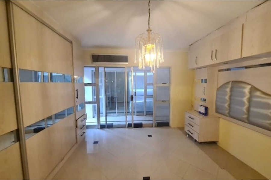 4 Bedroom Property for Sale in Morningside KwaZulu-Natal