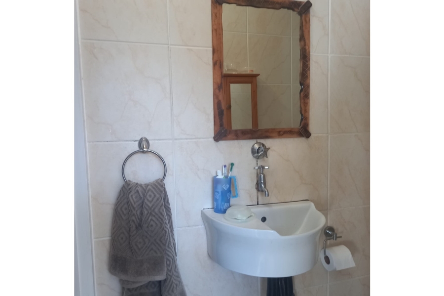 To Let 1 Bedroom Property for Rent in Farningham Ridge KwaZulu-Natal