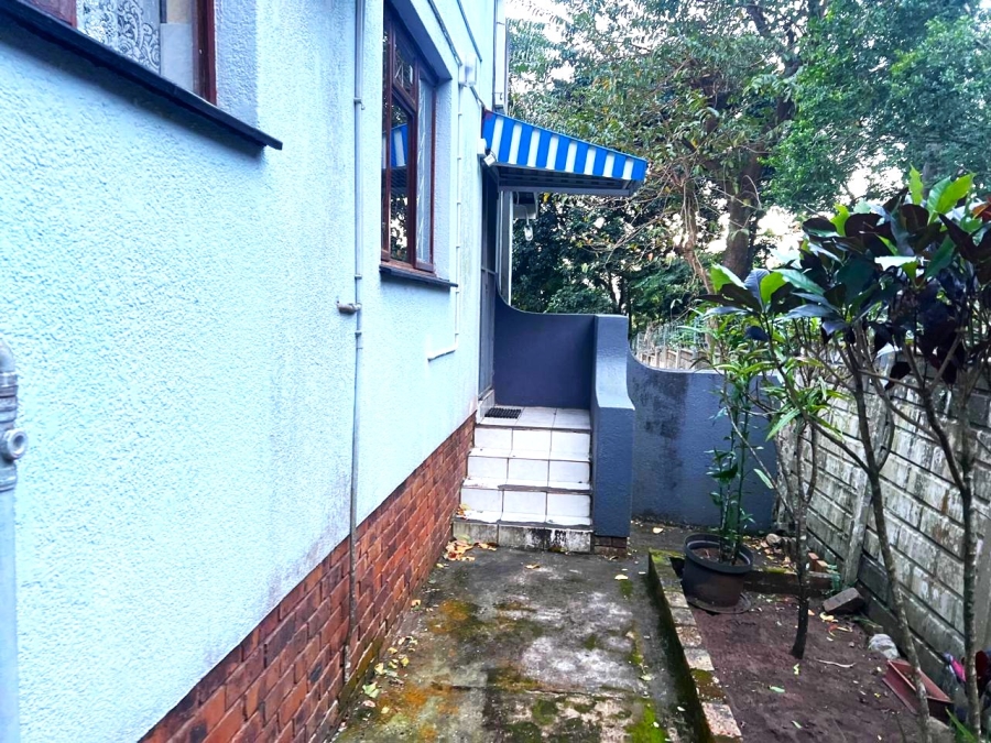 To Let 1 Bedroom Property for Rent in Margate KwaZulu-Natal