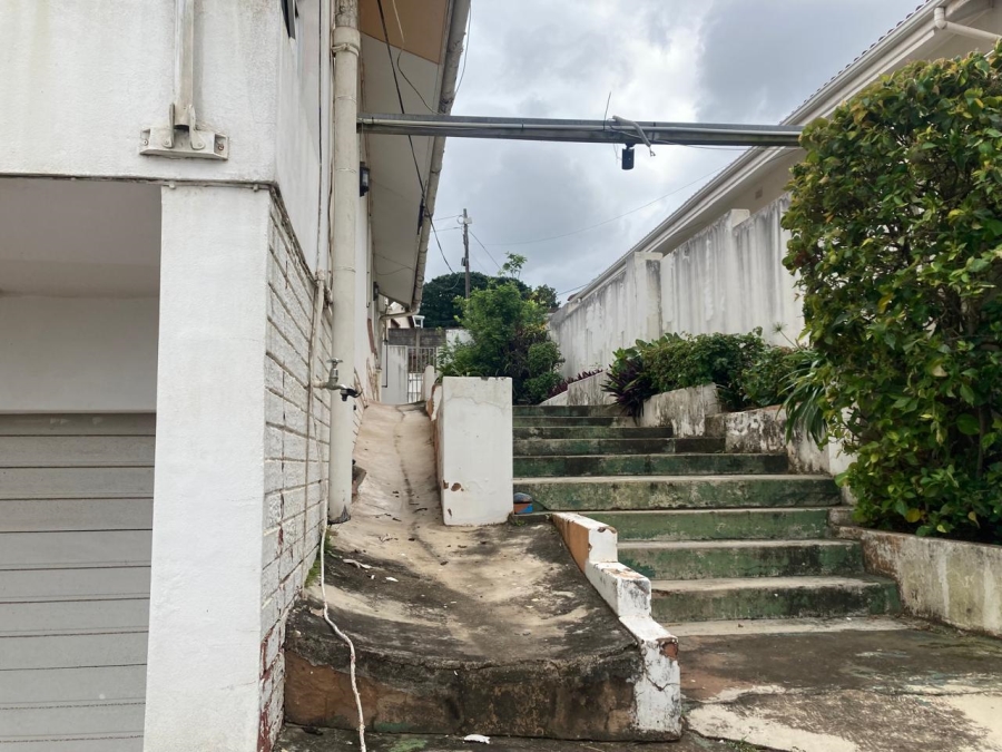 4 Bedroom Property for Sale in Durban North KwaZulu-Natal