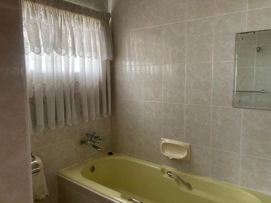 4 Bedroom Property for Sale in Durban North KwaZulu-Natal