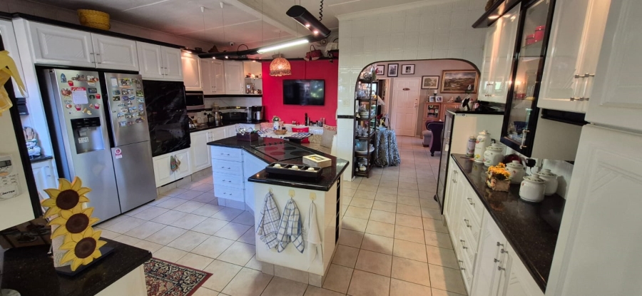 3 Bedroom Property for Sale in Ocean View KwaZulu-Natal