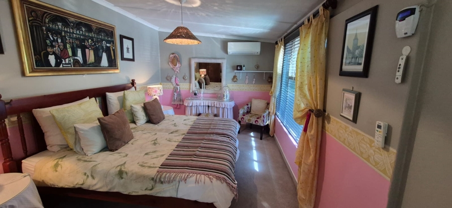 3 Bedroom Property for Sale in Ocean View KwaZulu-Natal