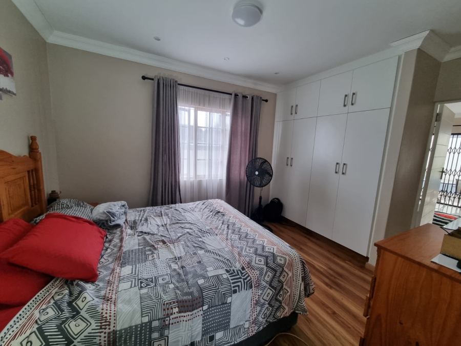 To Let 2 Bedroom Property for Rent in Waterfall KwaZulu-Natal