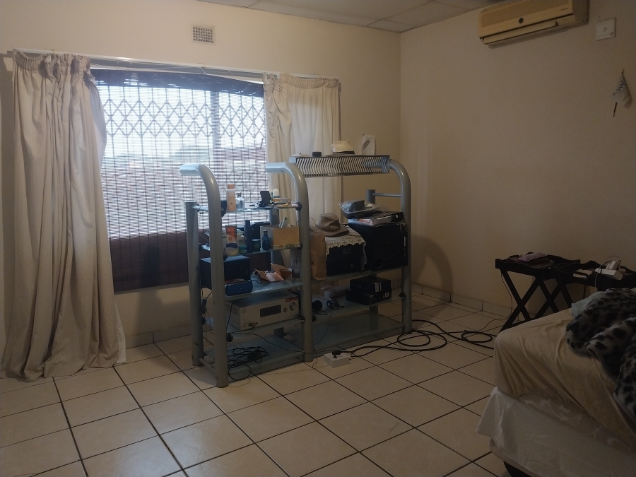 2 Bedroom Property for Sale in Arboretum KwaZulu-Natal