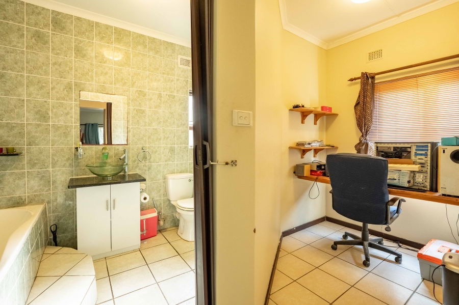 3 Bedroom Property for Sale in Scottburgh South KwaZulu-Natal