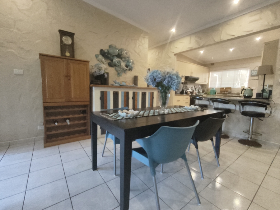 2 Bedroom Property for Sale in Deepdale KwaZulu-Natal