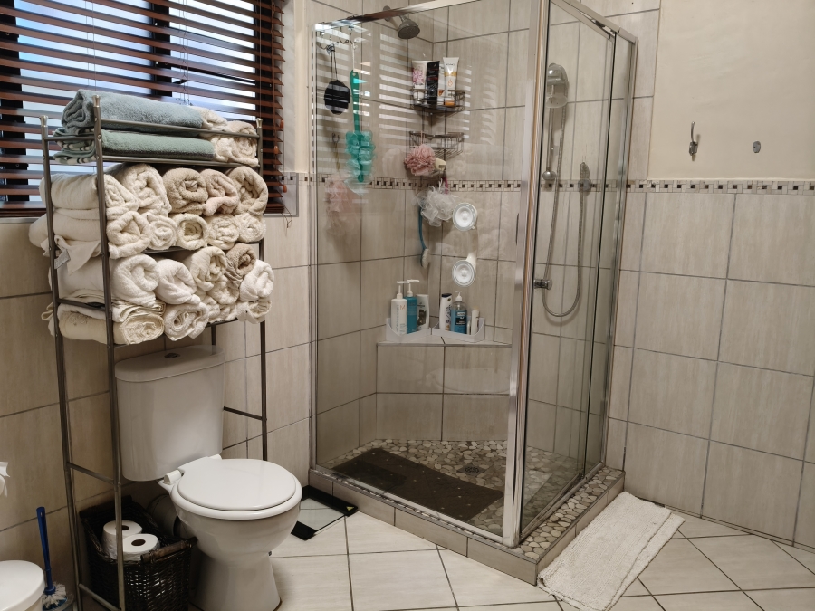 2 Bedroom Property for Sale in Deepdale KwaZulu-Natal