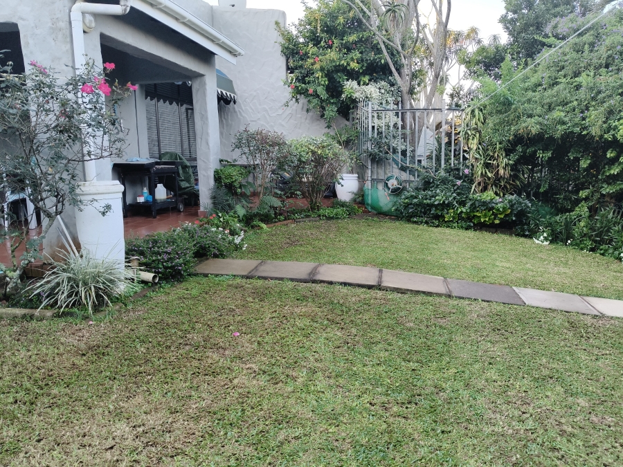 2 Bedroom Property for Sale in Deepdale KwaZulu-Natal