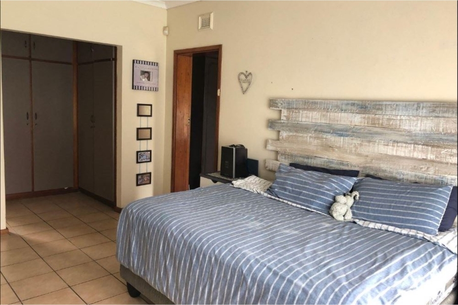 4 Bedroom Property for Sale in Scottburgh South KwaZulu-Natal
