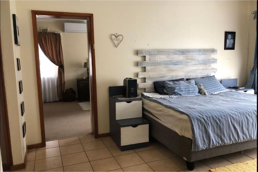 4 Bedroom Property for Sale in Scottburgh South KwaZulu-Natal