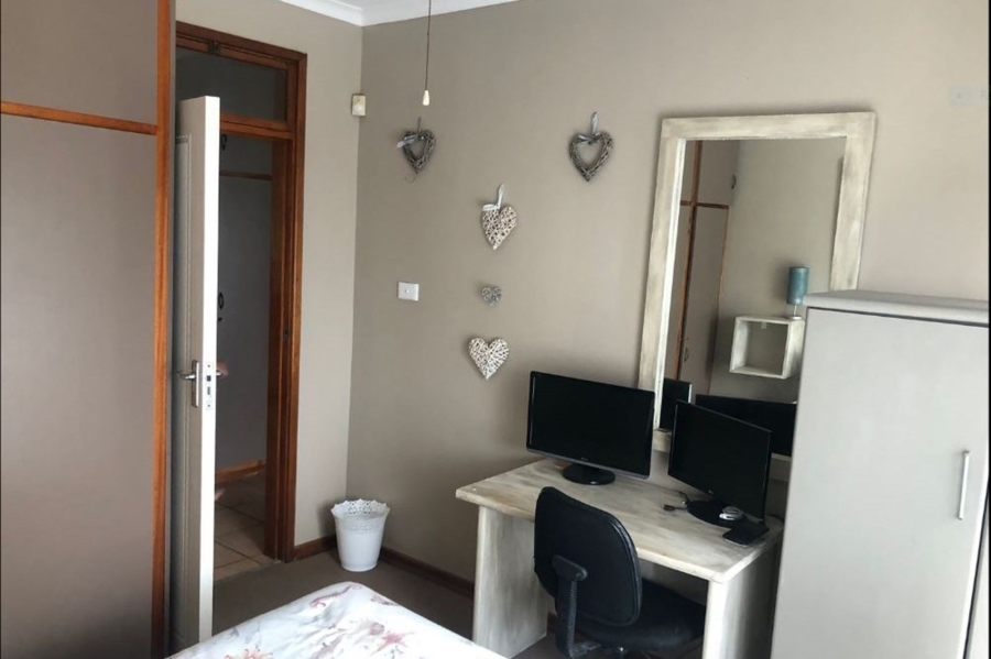 4 Bedroom Property for Sale in Scottburgh South KwaZulu-Natal