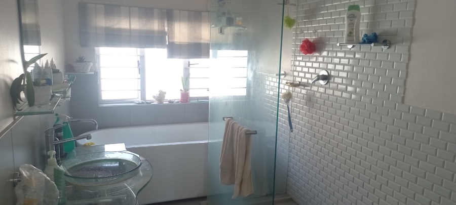 3 Bedroom Property for Sale in Morningside KwaZulu-Natal