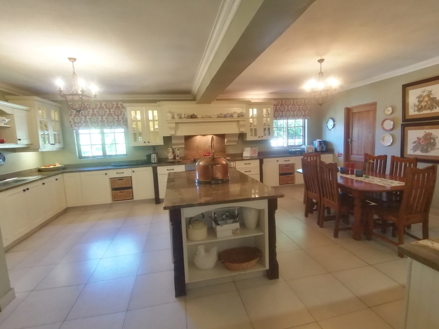 5 Bedroom Property for Sale in Shortens Country Estate KwaZulu-Natal